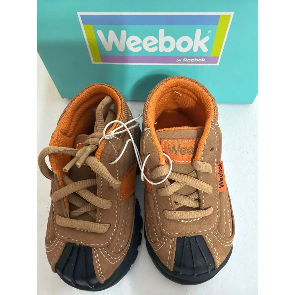 NEW Weebok by Reebok Rough & Tumble Toddler Boots Tan Orange Leather Size 5